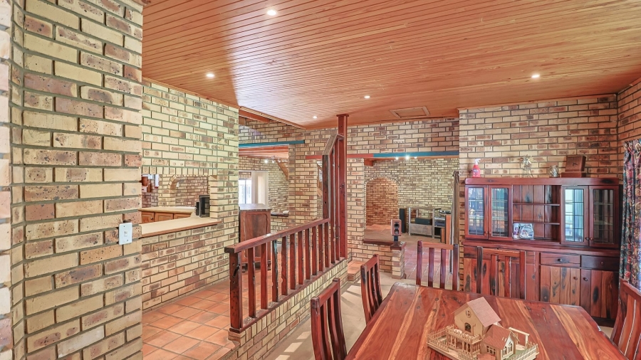 4 Bedroom Property for Sale in Waagfontein North West